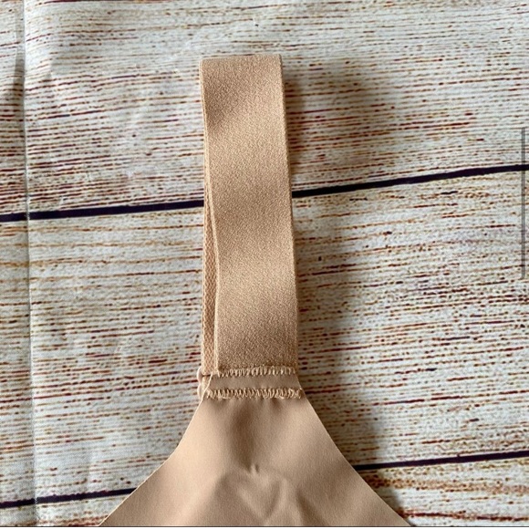 KNIX Evolution V-Neck Tan Bra (No Padding) Size 1 - Picture 5 of 8